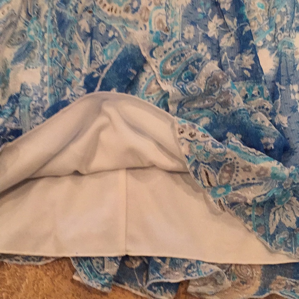 Coldwater Creek elasticwaist mesh pattern on white - Picture 3 of 8